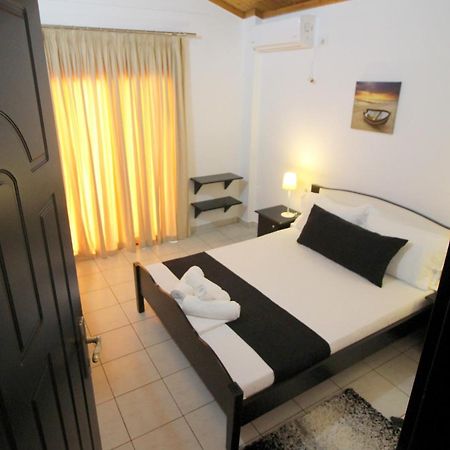 Jericho Rooms Sarandë Exteriör bild