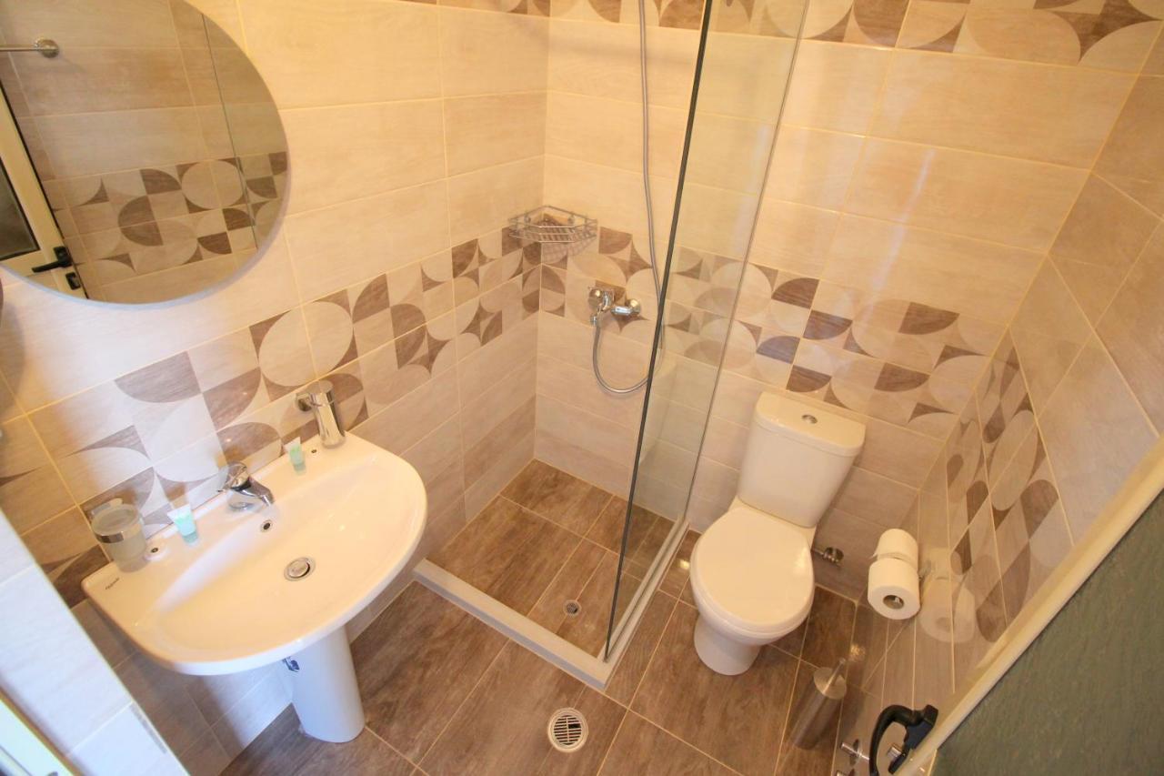 Jericho Rooms Sarandë Exteriör bild