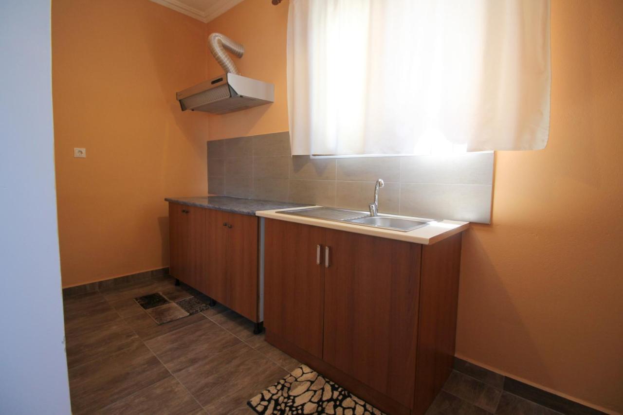 Jericho Rooms Sarandë Exteriör bild