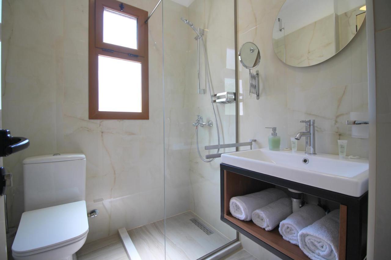 Jericho Rooms Sarandë Exteriör bild