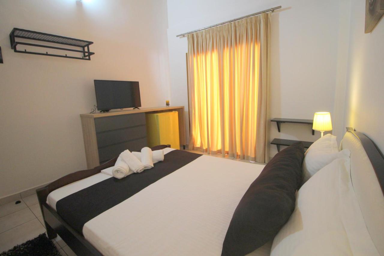 Jericho Rooms Sarandë Exteriör bild