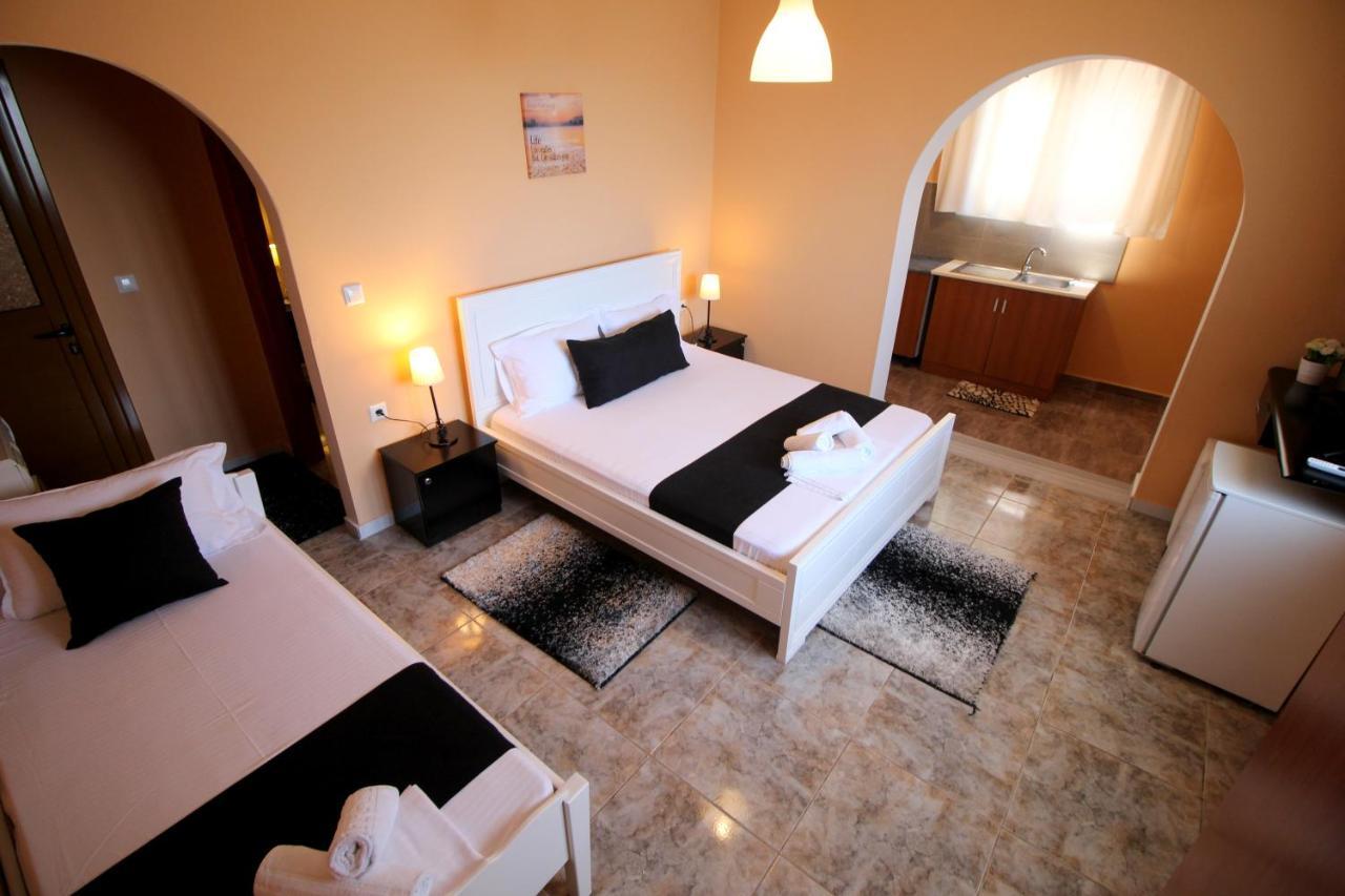 Jericho Rooms Sarandë Exteriör bild