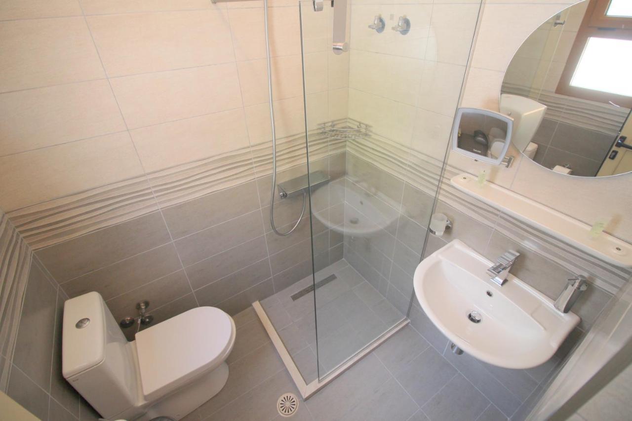 Jericho Rooms Sarandë Exteriör bild